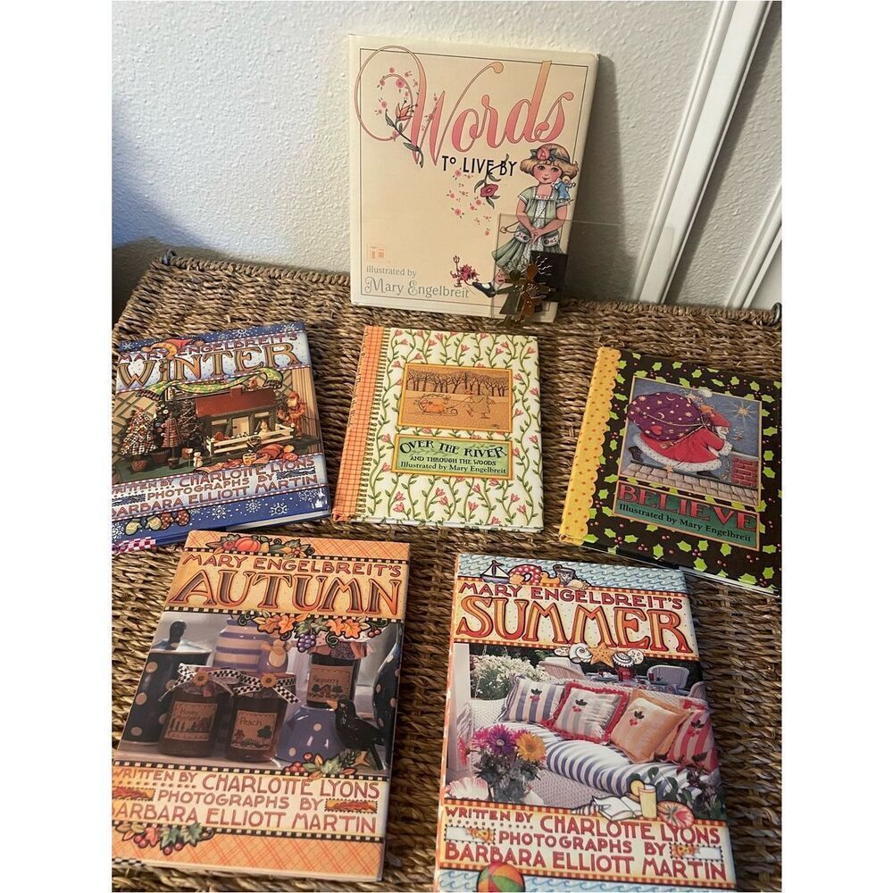 Mary Engelbreit Book Collection Seasons Christmas Words To Live By Lot of 6